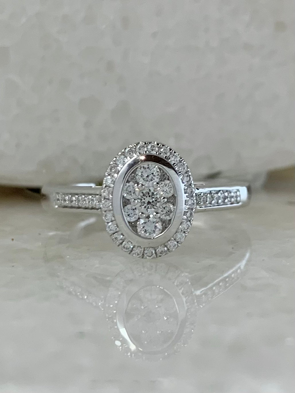 Diamond Oval Cluster Ring 0.33ct